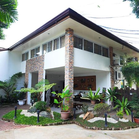 Luljetta'S Place Garden Suites Antipolo Exterior foto