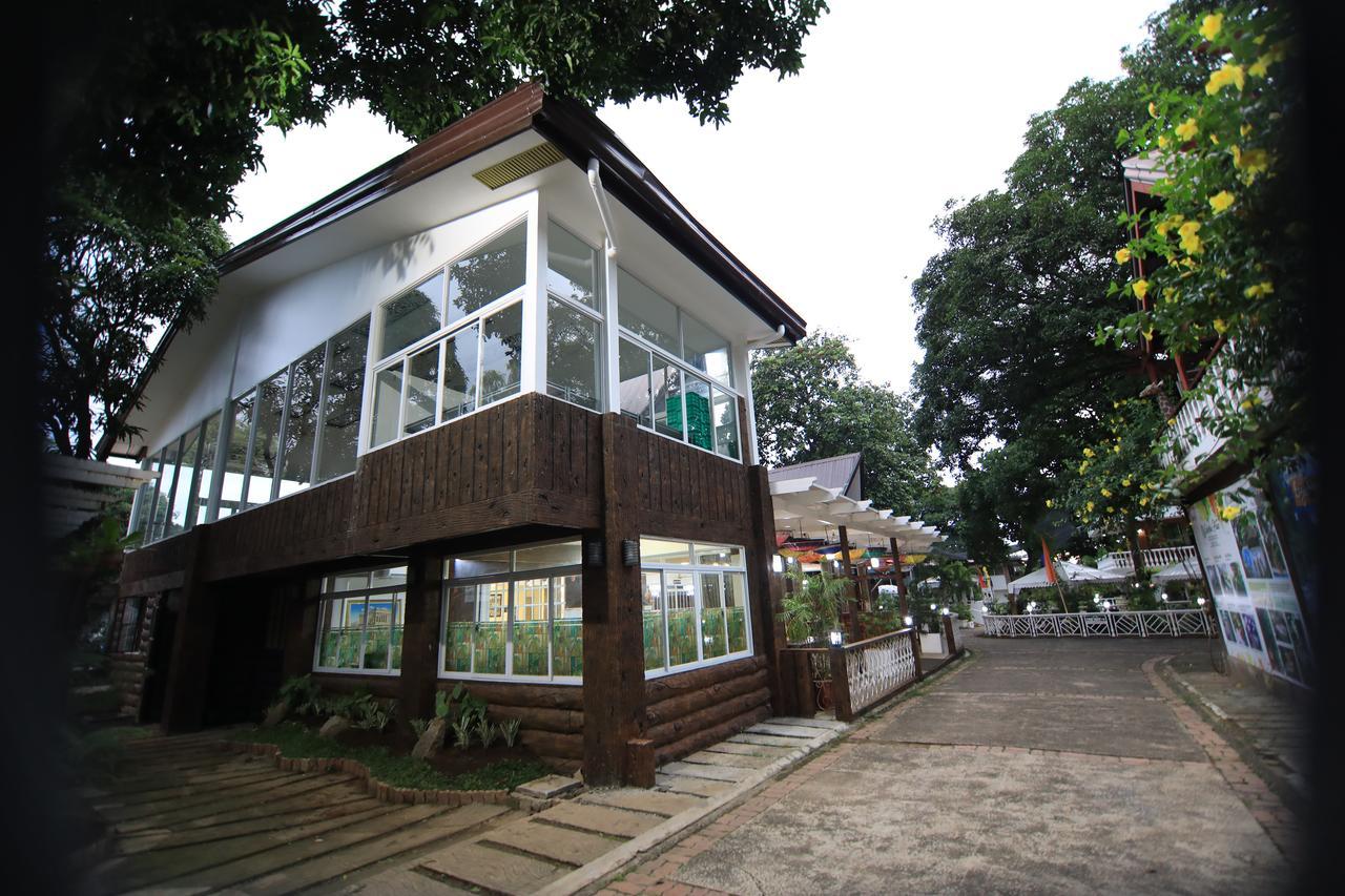 Luljetta'S Place Garden Suites Antipolo Exterior foto